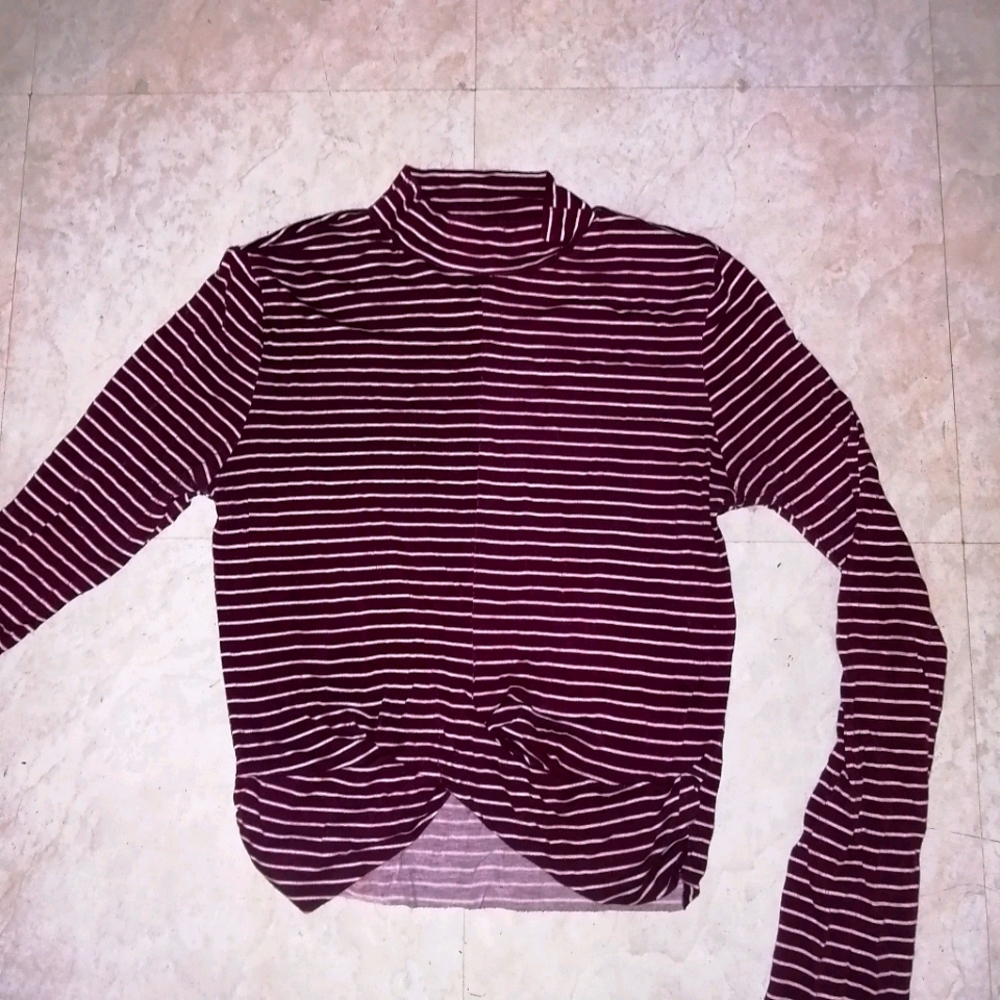 🍀Burgundy Long sleeve shirt